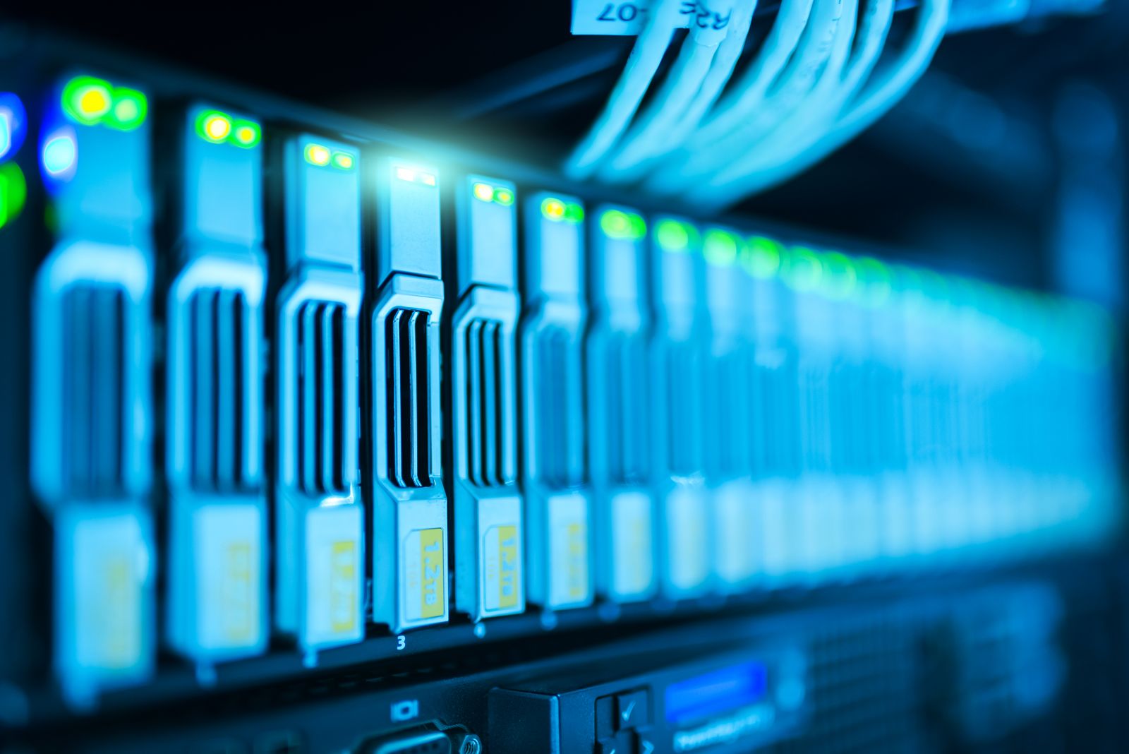 زیرساخت فناوری برای کمپین Lattice